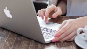 Xin visa du lịch Úc online cần tạo tài khoản