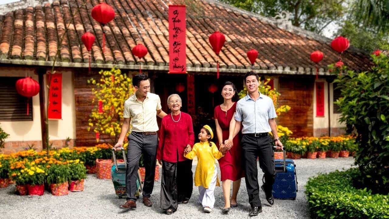 Về quê ăn Tết kết hợp đăng ký kết hôn là lựa chọn của nhiều Việt Kiều Úc